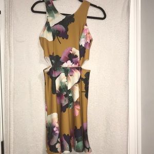 💛Women’s floral Dress💛